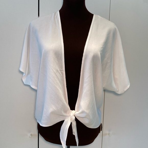 Sim & Sam Sweaters - Sim & Sam tie front shrug cardigan rayon white L